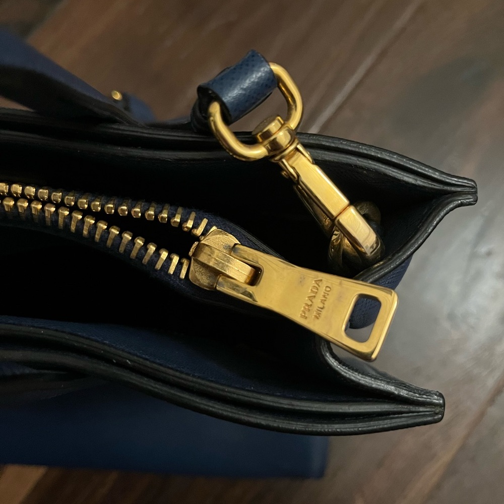 Prada Saffiano Crossbody Bag - Picture 3 of 6